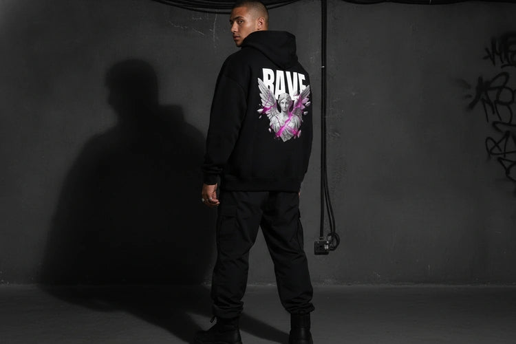 Unten Bild - techno-essentials-oversize-hoodie-ohne-kordel-rave-angel-v2-editorial.webp