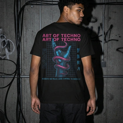 Art of Techno – Unisex Heavy Cotton Rave T-Shirt - Ganzkörper-Aufnahme | Techno Essentials